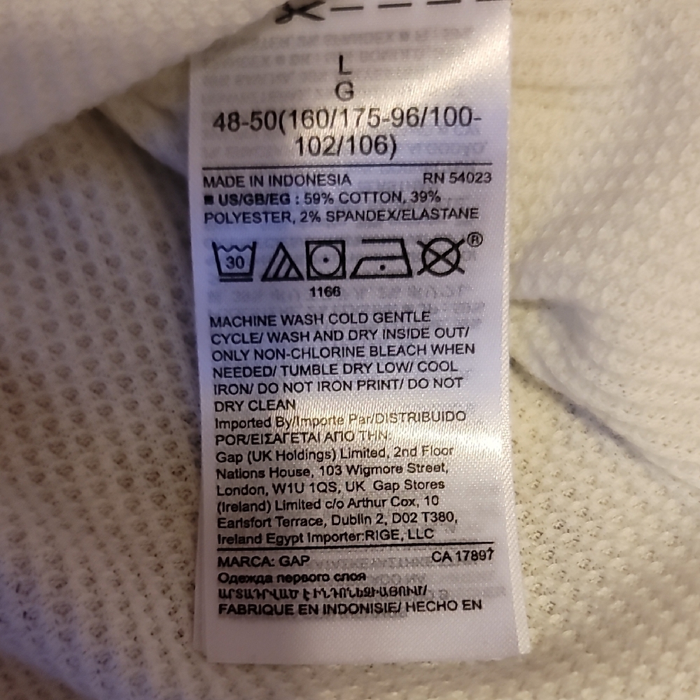 GAP Cream Long Sleeve Thermal Style Shirt with Gold Logo Sz: L - Picture 7 of 7